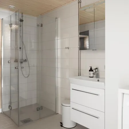 Stunning Design With Sauna & Free Parking Apartment *
